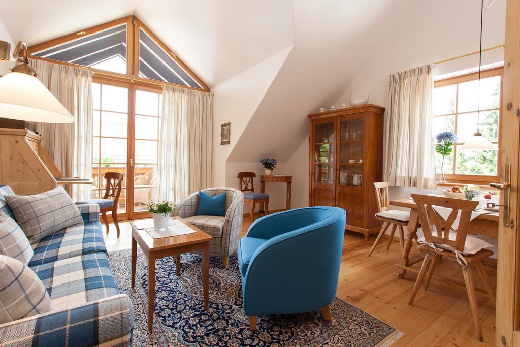 Landhaus Theresa باد تولز الغرفة الصورة